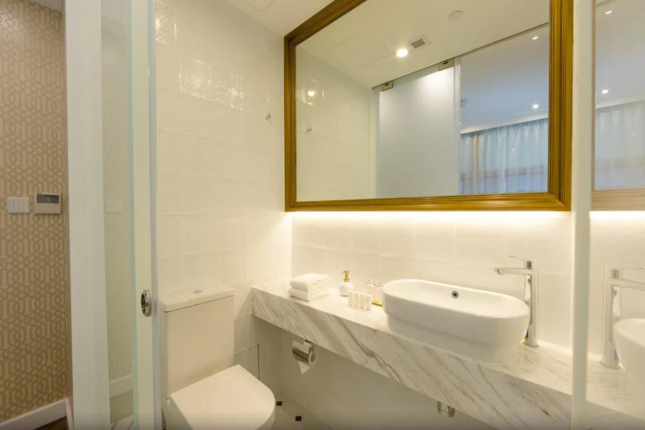 Tung Nam Lou Art Hotel Hong Kong Exterior photo